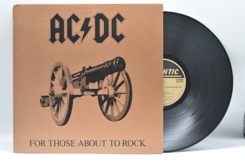 AC/DC[에이씨/디씨]-For Those About to Rock We Salute You 중고 수입 오리지널 아날로그 LP
