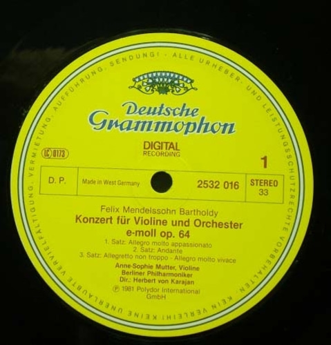 Mendelssohn/Bruch - Voilin Concertos - Mutter/Karajan 중고 수입 오리지널 아날로그 LP