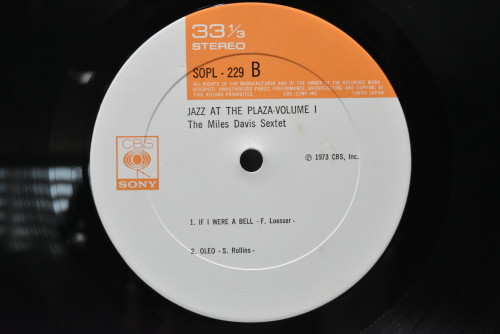Miles Davis Sextet [마일스 데이비스] - Jazz At The Plaza Vol.1 - 중고 수입 오리지널 아날로그 LP