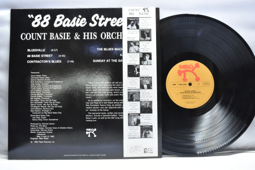 Count Basie &amp; His Orchestra [카운트 베이시] - &quot;88 Basie Street&quot; - 중고 수입 오리지널 아날로그 LP