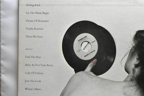Michelle Phillips [미셸 필립스] - Victim Of Romance ㅡ 중고 수입 오리지널 아날로그 LP