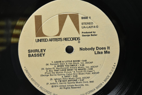 Shirley Bassey [셜리 배시] - Nobody Does It Like Me ㅡ 중고 수입 오리지널 아날로그 LP