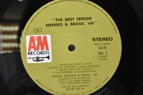 Sergio Mendes &amp; Brasil 66 [세르지오 맨데스] - The Best Sergio Mendes &amp; Brasil 66  ㅡ 중고 수입 오리지널 아날로그 LP