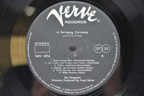 Ella Fitzgerald [엘라 피츠제럴드] ‎- A Swinging Christmas - 중고 수입 오리지널 아날로그 LP