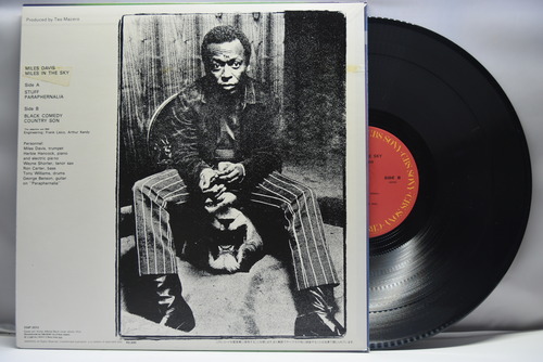 Miles Davis [마일즈 데이비스] - Miles in the Sky - 중고 수입 오리지널 아날로그 LP