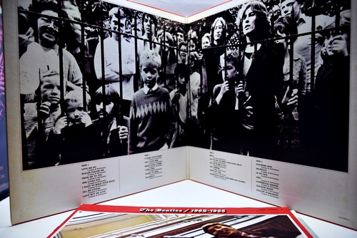 The Beatles [비틀즈] - 1962-1966 (Red Album) ㅡ 중고 수입 오리지널 아날로그 2LP
