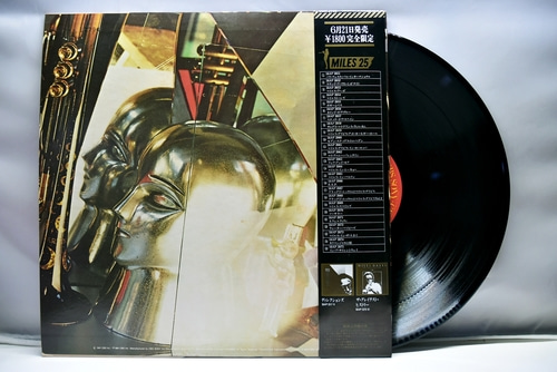 Miles Davis [마일스 데이비스] – The Man With The Horn - 중고 수입 오리지널 아날로그 LP