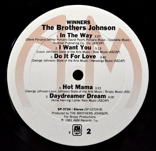 The Brothers Johnson [브라더스 존슨] – Winners ㅡ 중고 수입 오리지널 아날로그 LP