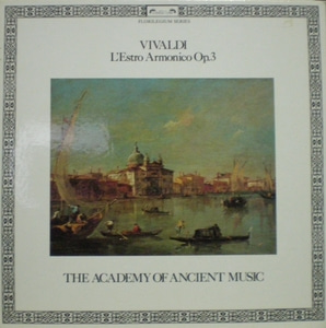 Vivaldi - L&#039;Estro Armonico 12 Concerti, Op.3 - Christopher Hogwood 2LP 중고 수입 오리지널 아날로그 LP
