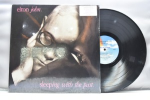 Elton John[엘튼 존]-Sleeping with the pastㅡ 중고 수입 오리지널 아날로그 LP
