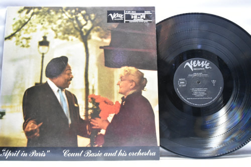 Count Basie And His Orchestra [카운트 베이시] - April In Paris - 중고 수입 오리지널 아날로그 LP