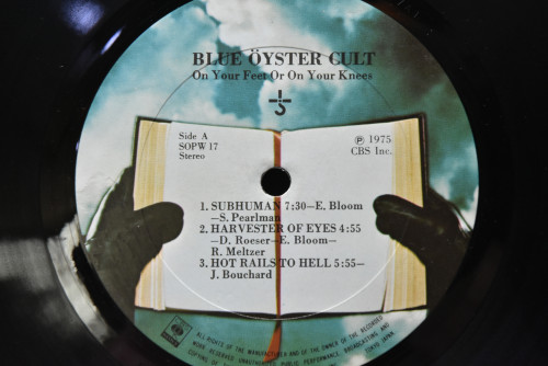 Blue Oyster Cult [블루 오이스터 컬트] - On Your Feet Or On Your Knees ㅡ 중고 수입 오리지널 아날로그 LP