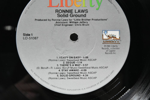 Ronnie Laws [로니 로스] - Solid Ground ㅡ 중고 수입 오리지널 아날로그 LP