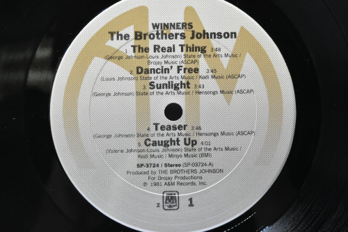 The Brothers Johnson [브라더스 존슨] - Winners ㅡ 중고 수입 오리지널 아날로그 LP