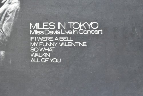Miles Davis [마일스 데이비스] ‎- Miles In Tokyo (Miles Davis Live In Concert) - 중고 수입 오리지널 아날로그 LP