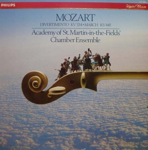 Mozart- Divertimento/March- Academy of St. Martin-in-the-Flelds Chamber Ensemble 중고 수입 오리지널 아날로그 LP