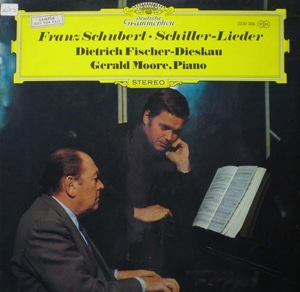 Schubert-Lieder after Poems by Friedrich von Schiller-Fischer-Dieskau/Moore 중고 수입 오리지널 아날로그 LP