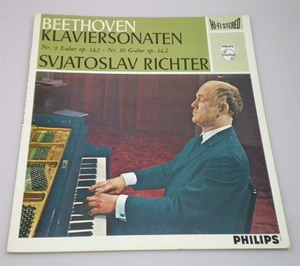 Beethoven - Piano Sonata No.9 &amp; 10 - Sviatoslav Richter