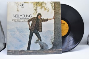 Neil Young[닐 영]-Everybody Knows This is Nowhere 중고 수입 오리지널 아날로그 LP