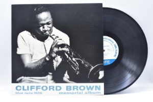 Clifford Brown[클리포드 브라운]-Memorial Album 중고 수입 오리지널 아날로그 LP