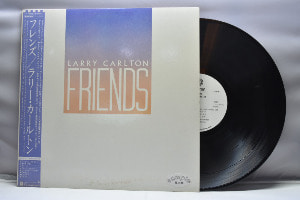 Larry Carlton[래리 칼튼] - Friends ㅡ 중고 수입 오리지널 아날로그 LP