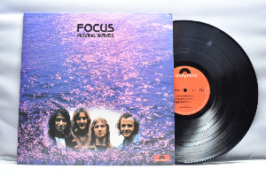 FOCUS [포커스] - MOVING WAVES ㅡ 중고 수입 오리지널 아날로그 LP