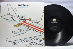Neil Young - Landing On Water ㅡ 중고 수입 오리지널 아날로그 LP
