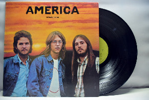 America [아메리카] – Homecoming ㅡ 중고 수입 오리지널 아날로그 LP